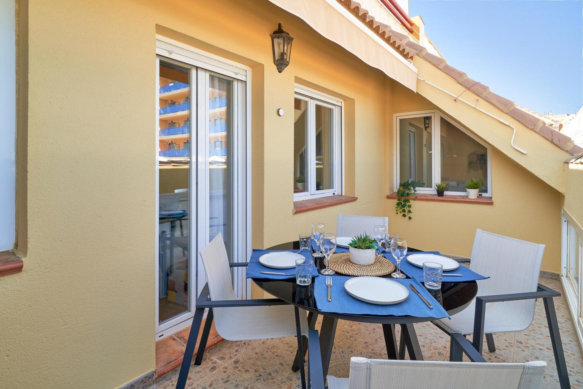 Perfect Location With Roof Terrace * Fuengirola